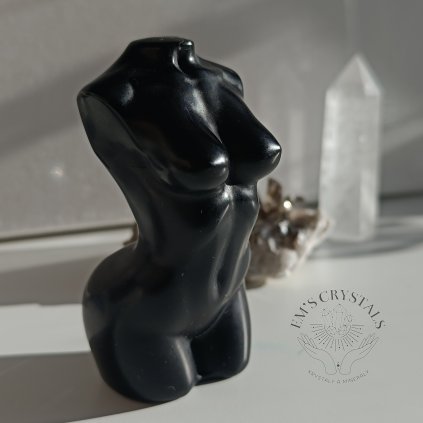 OBSIDIÁN torzo 8cm