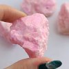 ARAGONIT růžový (dobarvený) surový cca 4cm