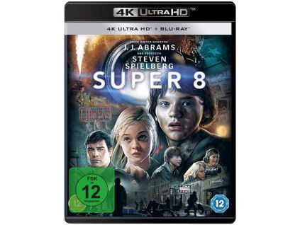 Super 8 (4K UHD)