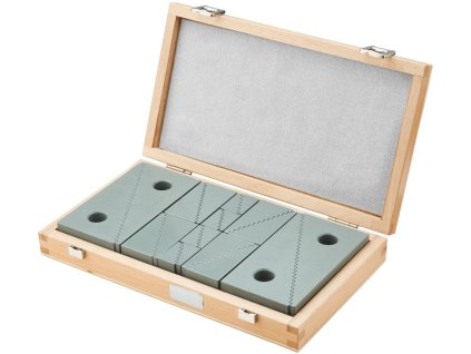 Sada univerzálnchí upínacích podstavců Format  (23-208 mm)