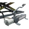 pneumaticko-hydraulicky-zvedak-motocyklu--mw-tools-tpsl700-700kg-nozni-zvedani