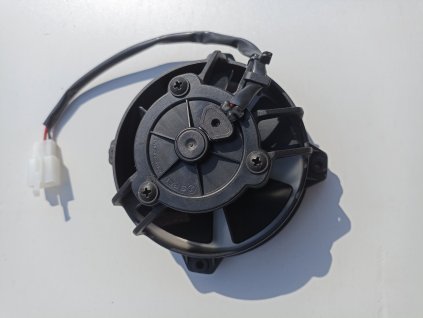 Samostatný ventilátor na Beta RR 4T 2022-2026