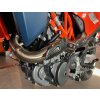 Karbonový kryt výfuku KTM 690 2019-2025->, Gas Gas 700 2023-2025-> (přední díl)