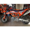 Karbonový kryt výfuku KTM 690 2019-2024 (přední díl)