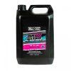 1659 cistic vzduchoveho filtru 5 litru muc off