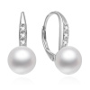Stříbrné náušnice Cassia s bílou přírodní perlou
