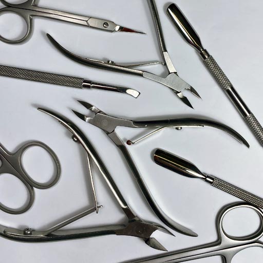 MANIKÚRNÍ NÁSTROJE