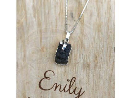 Stříbrný náhrdelník vltavín