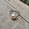 Stříbrný prsten s maxi perlou