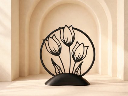 Jarní tulipány v kruhu