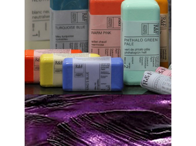 Titulka fialové pigmenty