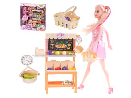 155774 babika predavacka na nakupoch v obchode so zeleninou v supermarkete