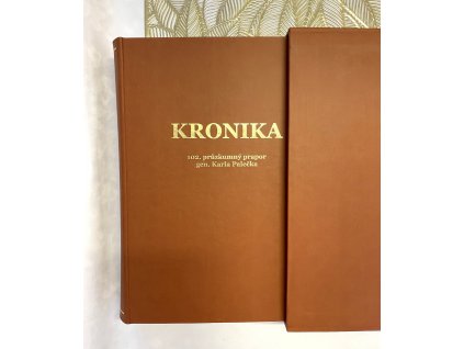 Kronika A3, 400 listů, hnědá umělá kůže