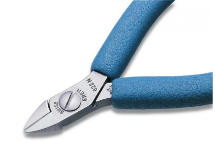 102739 5057 vyr 5056622N