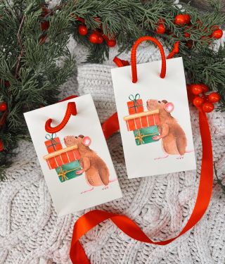 V ePiPí máme nově mini dárkové taštičky na malé radosti.❤️ Tyhle vánoční s myškou milujeme!🥹 #gift #christmas...