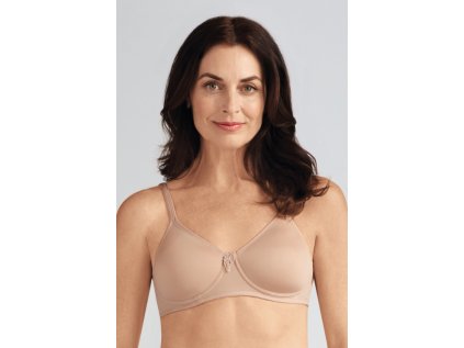 LARA SB TELOVA PODPRSENKA PO OPERACI PRSU