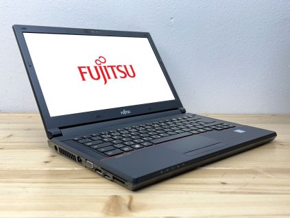 Repasovaný notebook Fujitsu LIFEBOOK E546 | Počítače24.cz