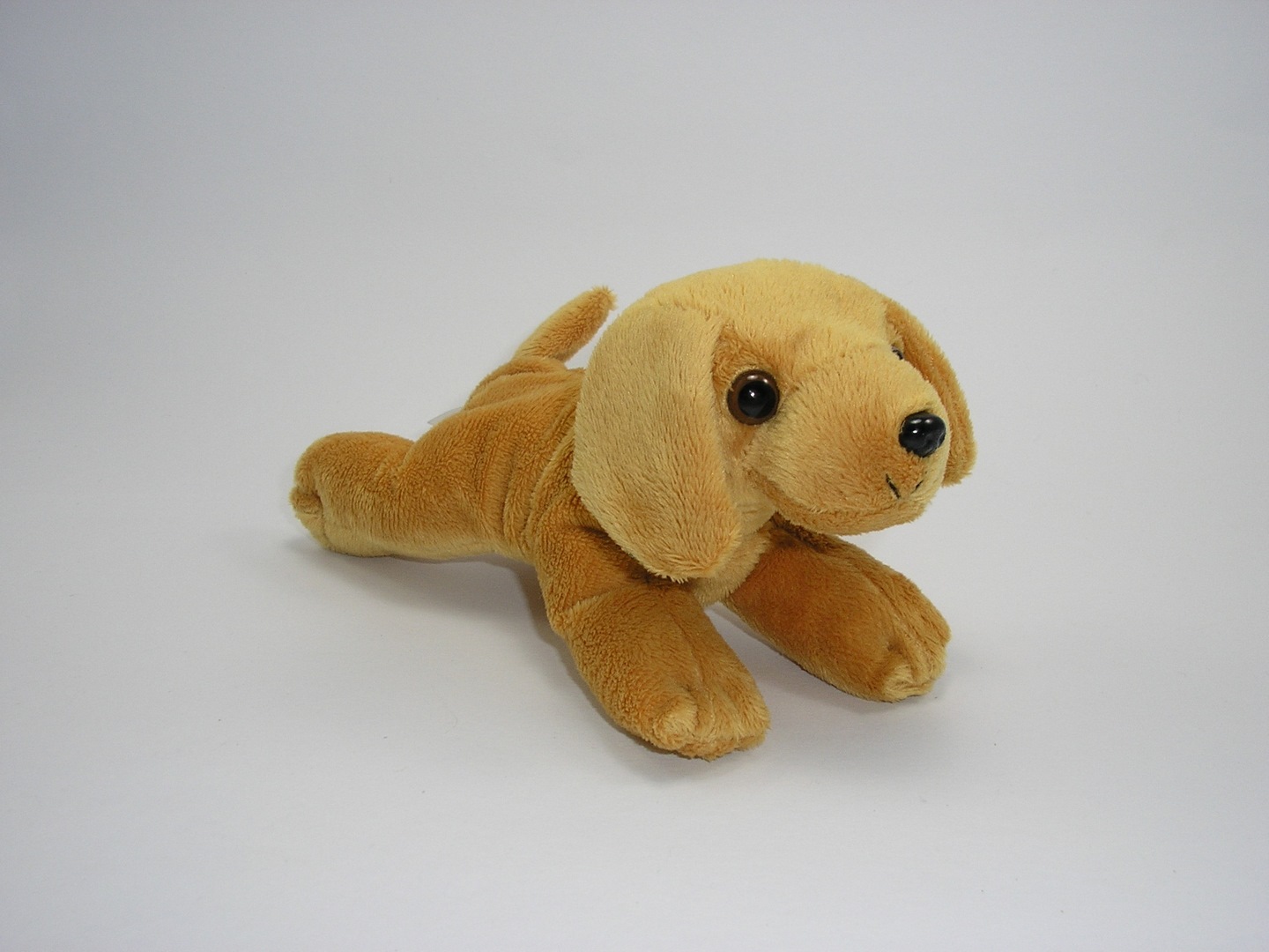 Cornelisen Plüss kutya 16 cm - plüss játékok