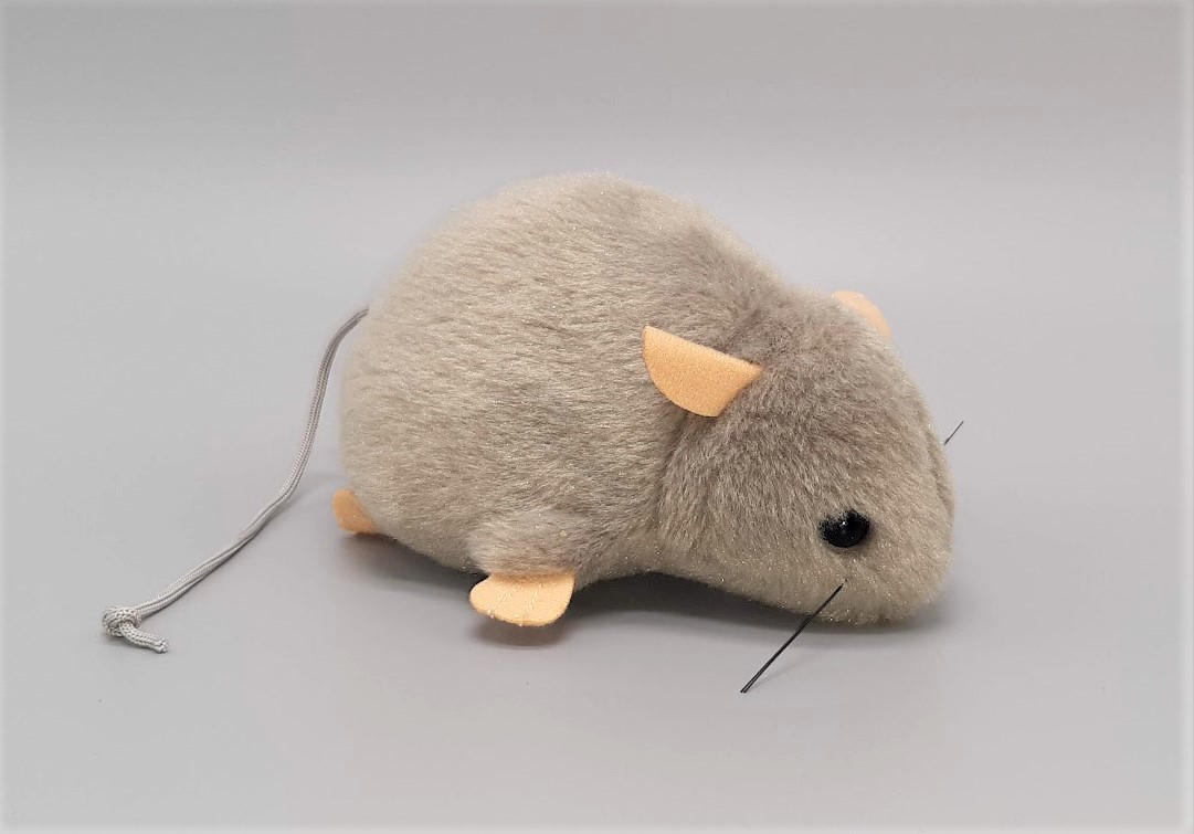 BEPPE Jolanta Marjańska Plüss egér 14 cm - plüss játékok