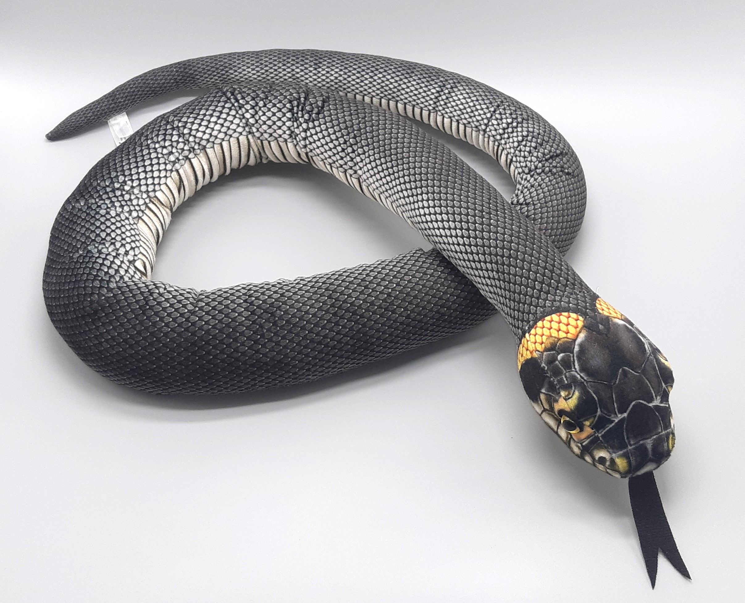 Cornelisen Plüss kígyó 150 cm - plüss játékok