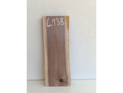 Ořešák - malé prkno na epoxy tvorbu L138