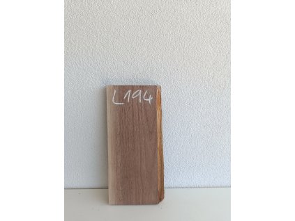 Ořešák - malé prkno na epoxy tvorbu L194