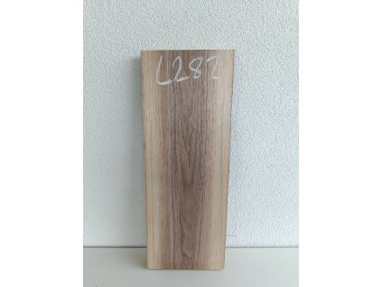 Ořešák - malé prkno na epoxy tvorbu L282