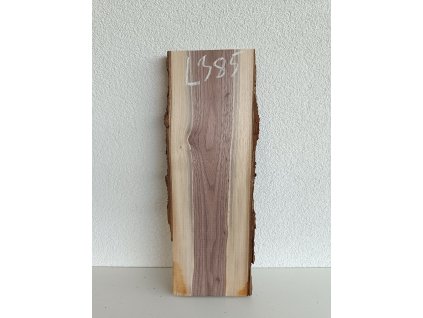 Ořešák - malé prkno na epoxy tvorbu L385