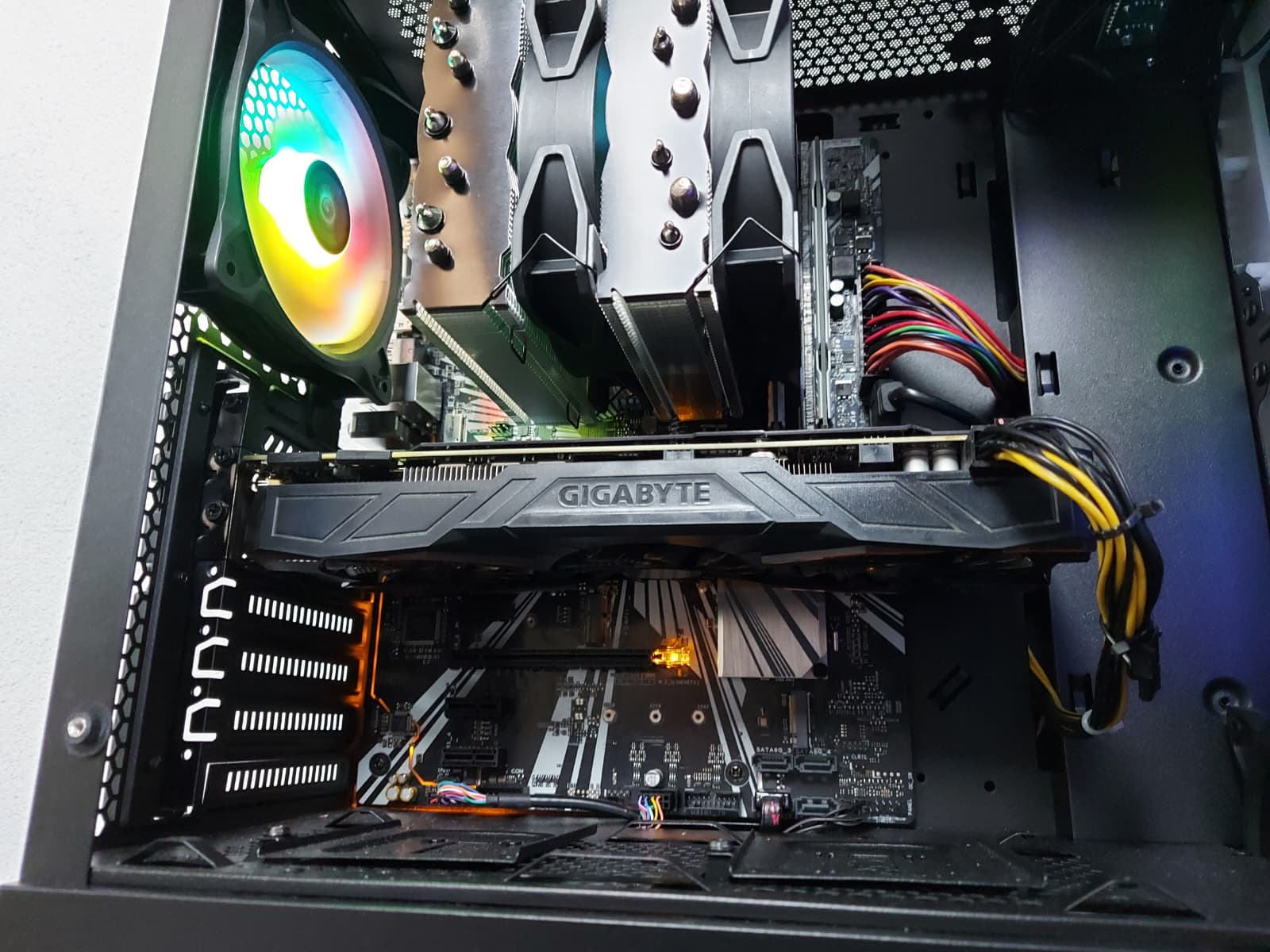 i7-9700 + GTX 1080