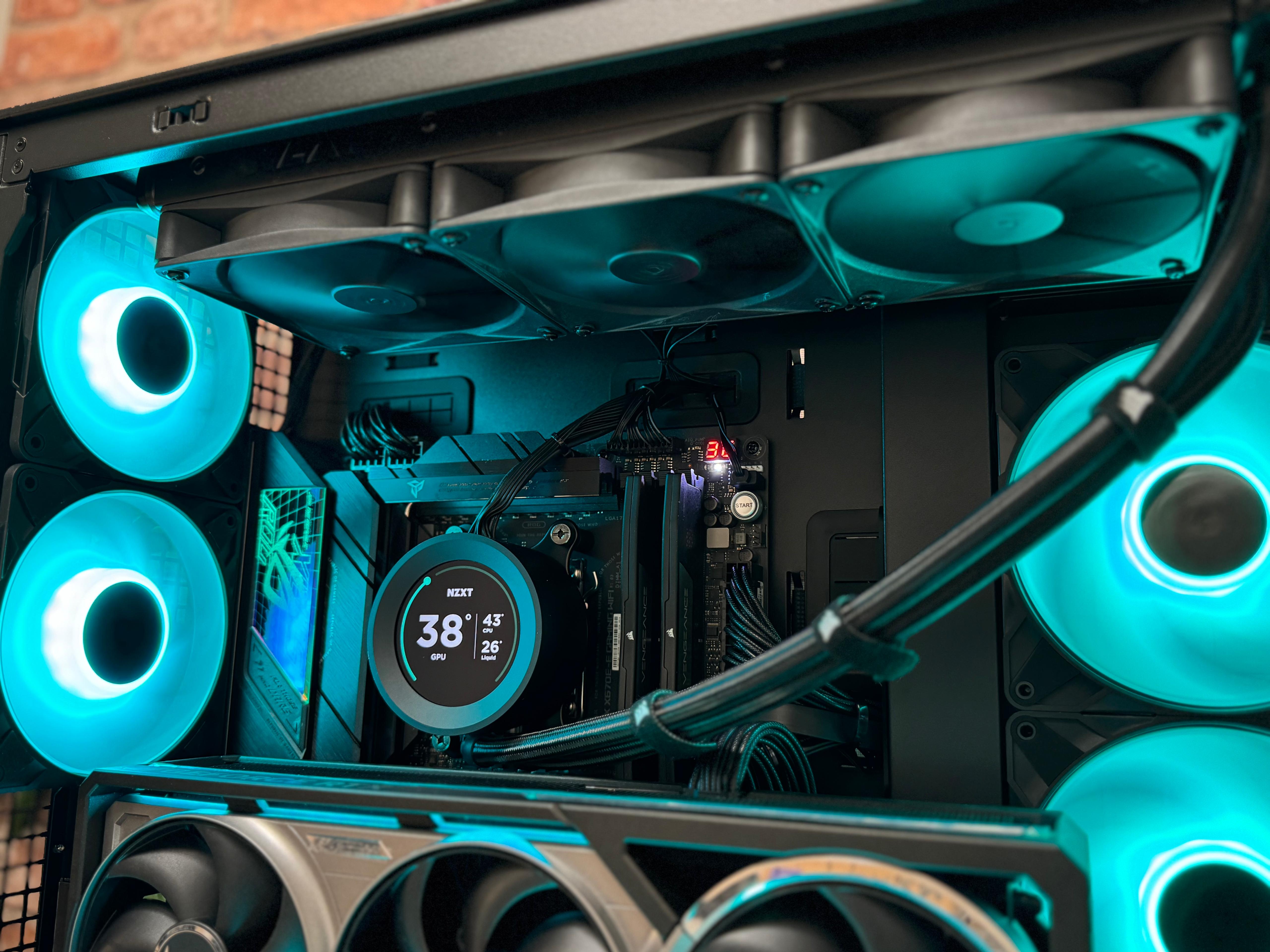 9950X3D + RTX 5090