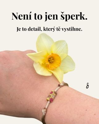 Někdy stačí opravdu málo. ✨ Jeden detail, který doladí outfit, zvedne náladu a připomene ti, že krása je v maličkostech. 🤍...