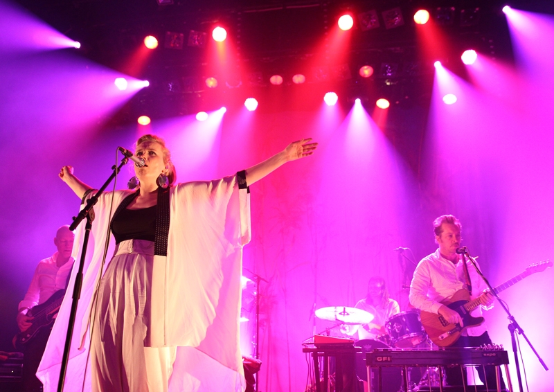 Allen&Heath dLive na evropském turné Ane Brun