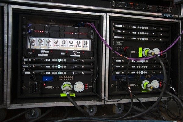 Red Hot Chili Peppers a zesilovače Powersoft X4