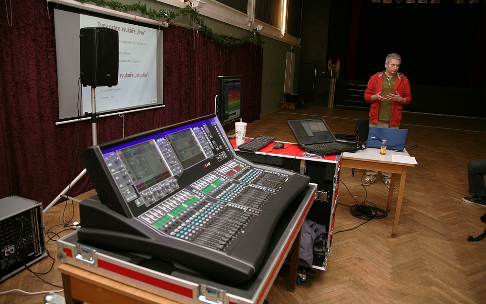 Allen&Heath dLive na přednášce akreditované Zvukařské školy