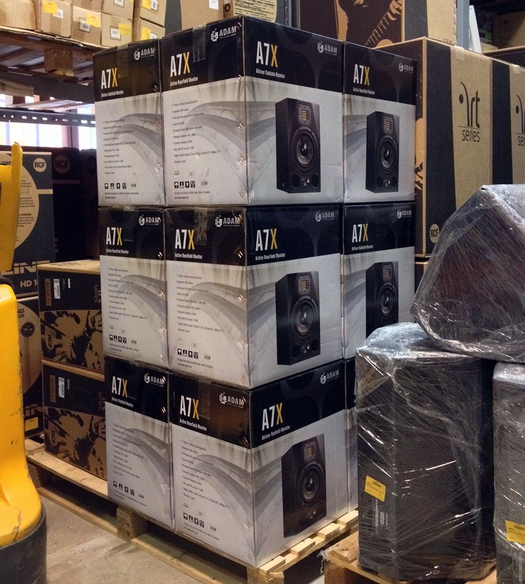 Adam Audio řady AX skladem!