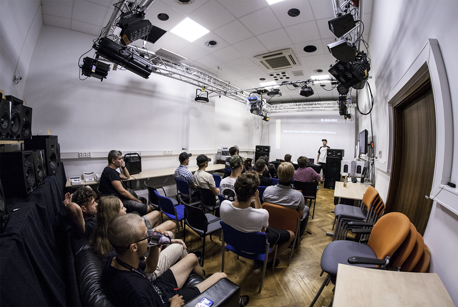 Fotogalerie - Back to school with ADAM Audio and Sonarworks