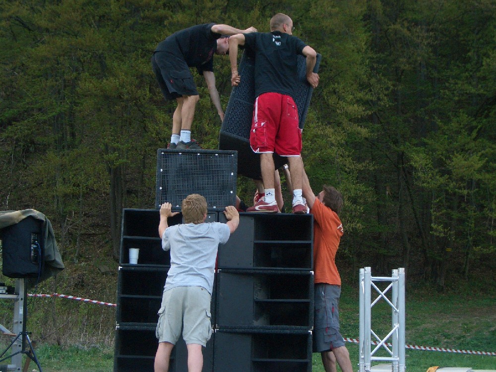 Shoot down the witch - Klokočov 27-29.4.2007