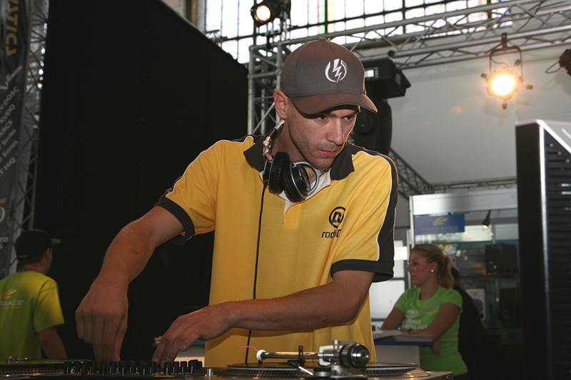 MUZIKA 2008 - DJ FRIKY