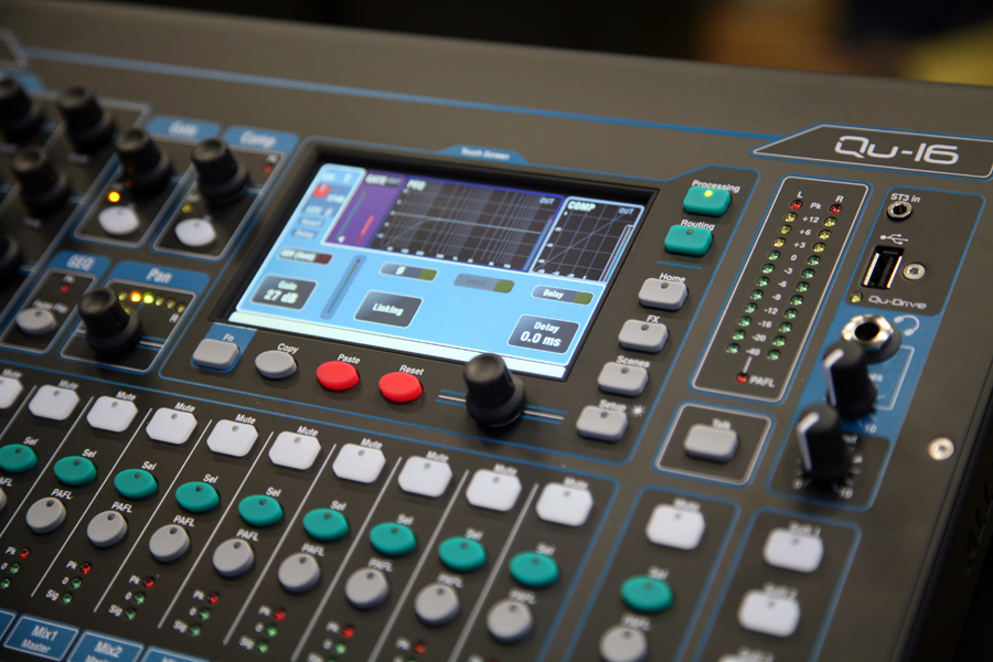 Allen&Heath Qu-16 poprvé v české republice!
