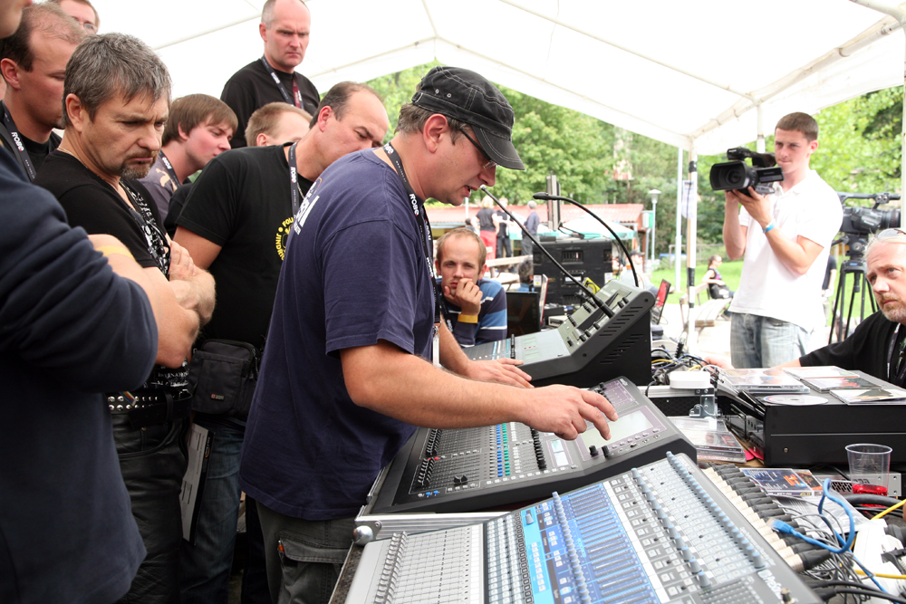 DEMO 4 - Fotoreport 01