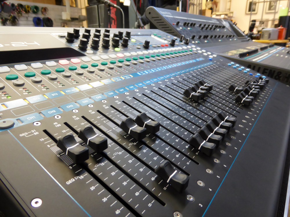 Allen&Heath Qu-24 poprvé v České republice!