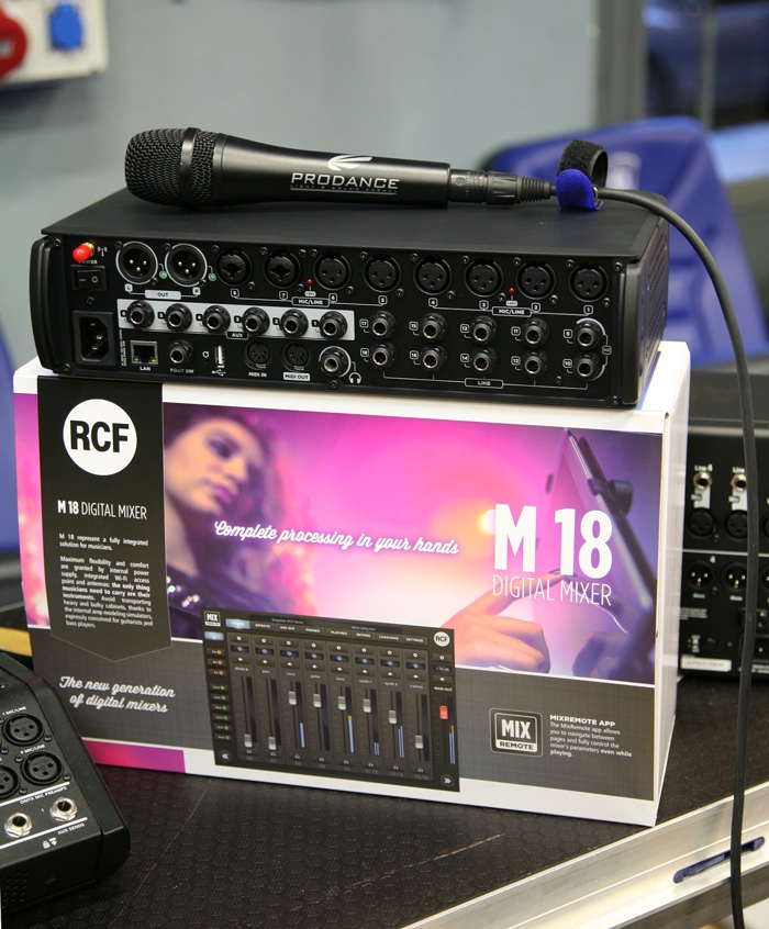 Nové digitální mixážní pulty RCF skladem