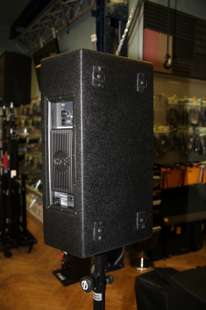 RCF pódiové monitory ST