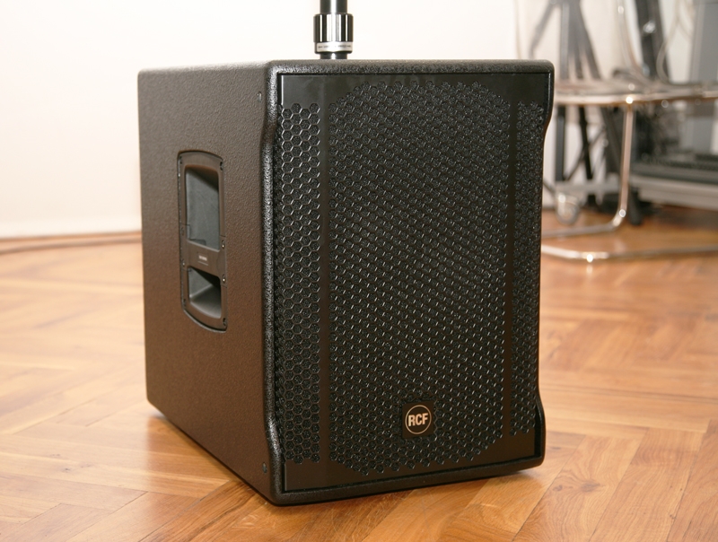 RCF SUB 702-AS II skladem!