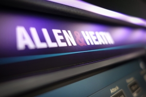 Nový Allen & Heath eShop s pluginy a firmware V1.3.1 pro platformu SQ