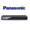 Černý DVD přehrávač Panasonic DVD-S700, čelní pohled s detailem na USB vstup
