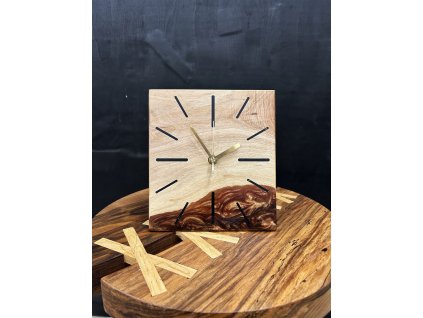 Hodiny Sweep Movement Coffe Brown