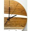 Nástenné hodiny z dubu s bielym epoxidom – 40cm