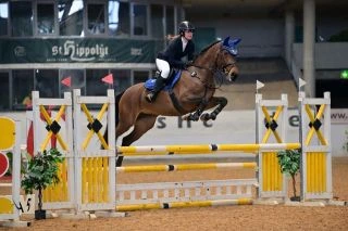 🇩🇪 Kreuth 2026 🇩🇪 Charmed Lady (Chico’s Boy × Eibisch II) Jezdec : @anna_marie_kovarova Trenér : @d_simovski Another...