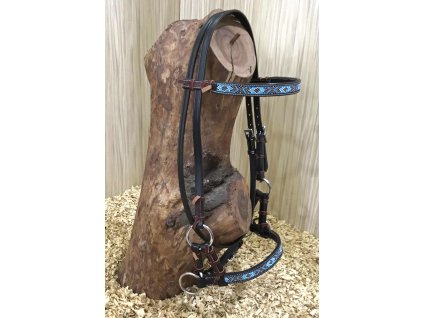 Westernový sidepull zdobený modrými korálky, full